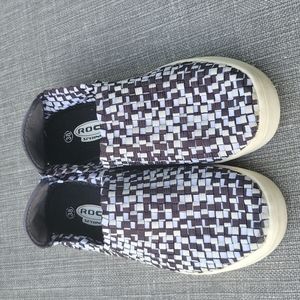 Rock Spring slide shoes size 38